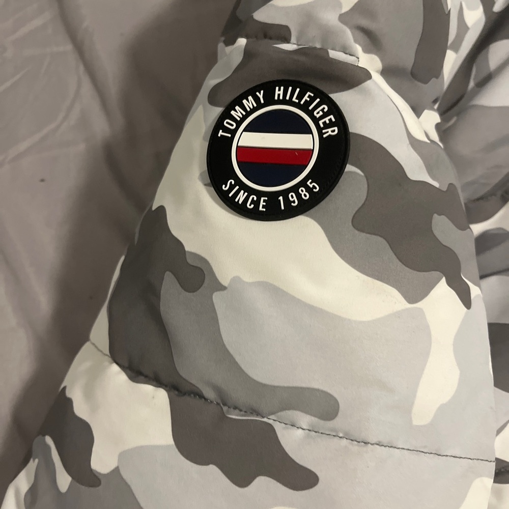 Heavy Winter jacket. - Picture 3 of 5